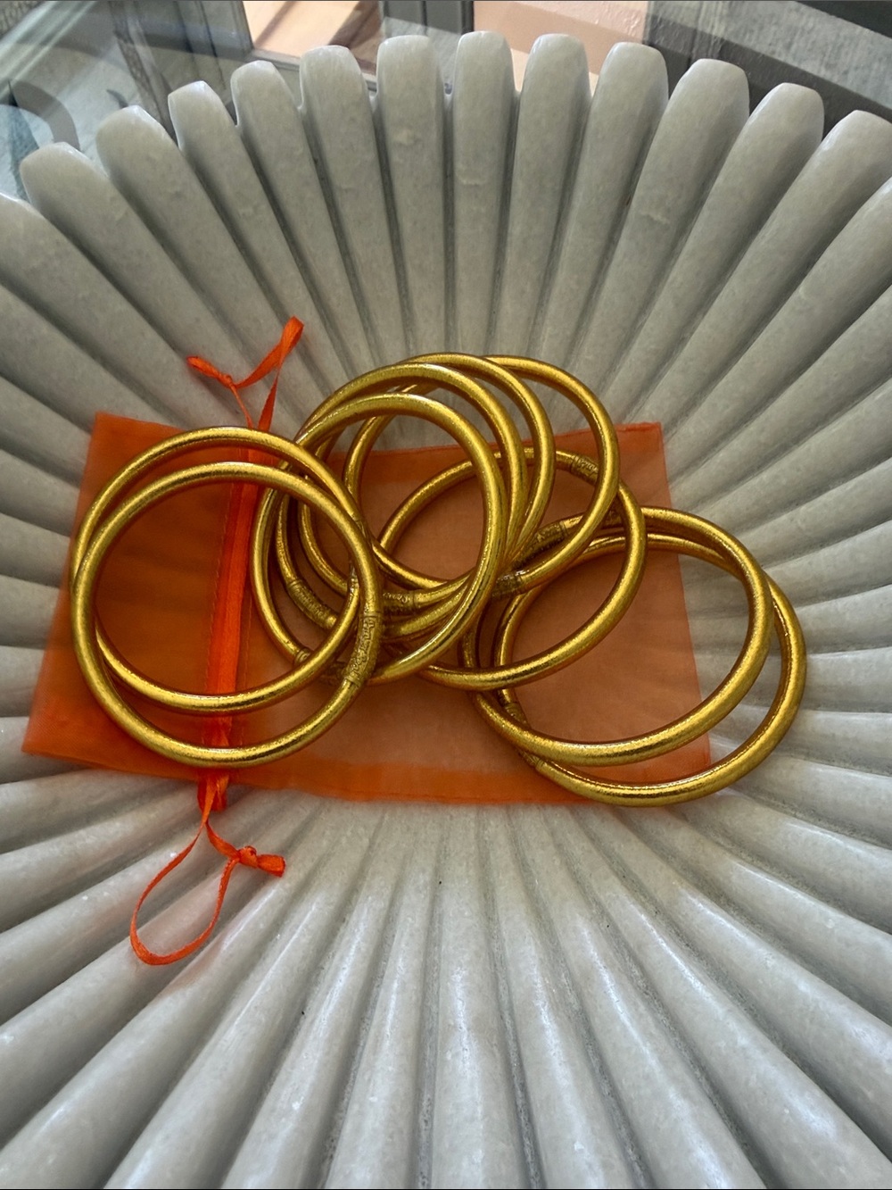 Gold Stackable Women's Bangle Set - Elegant Metallic Bracelets